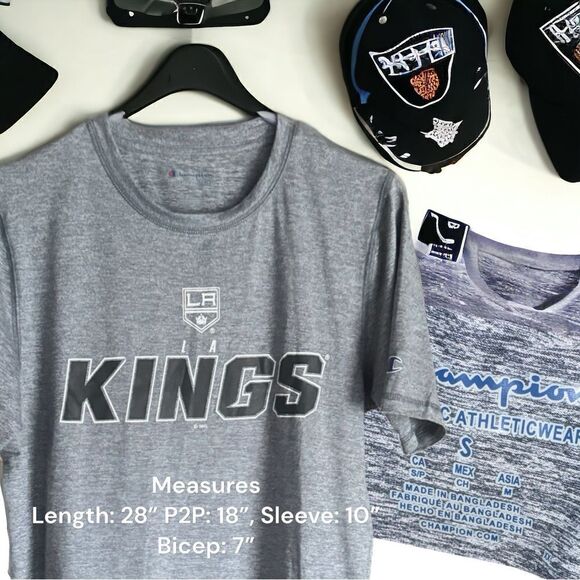 15% off 3+ Bundles l LA Kings Hockey l Gray & Black T-shirt l S/P l EUC - Picture 4 of 8